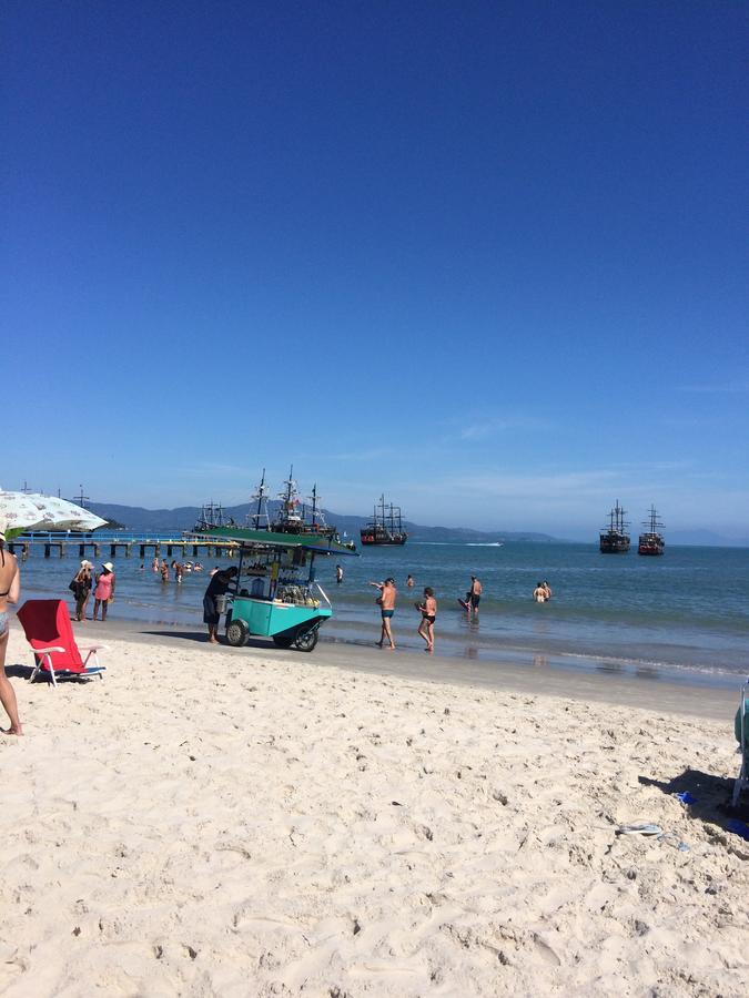 Lindo Apto, 50Metros Do Mar, Ideal Para Familias Florianopolis Luaran gambar
